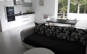 Beautiful City Center Apartment With Private Parking